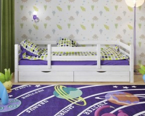 Детская кровать из массива березы Соня-5 (Белый/Лак) в Лабытнанги - labytnangi.ok-mebel.com | фото