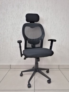 Кресло Barneo K-128 для персонала (черная ткань черная сетка) в Лабытнанги - labytnangi.ok-mebel.com | фото