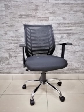 Кресло Barneo K-138 для персонала (черная ткань черная сетка) в Лабытнанги - labytnangi.ok-mebel.com | фото