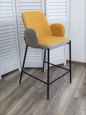 Полубарный стул NYX (H=65cm) VF106 желтый / VF120 серый М-City в Лабытнанги - labytnangi.ok-mebel.com | фото 3